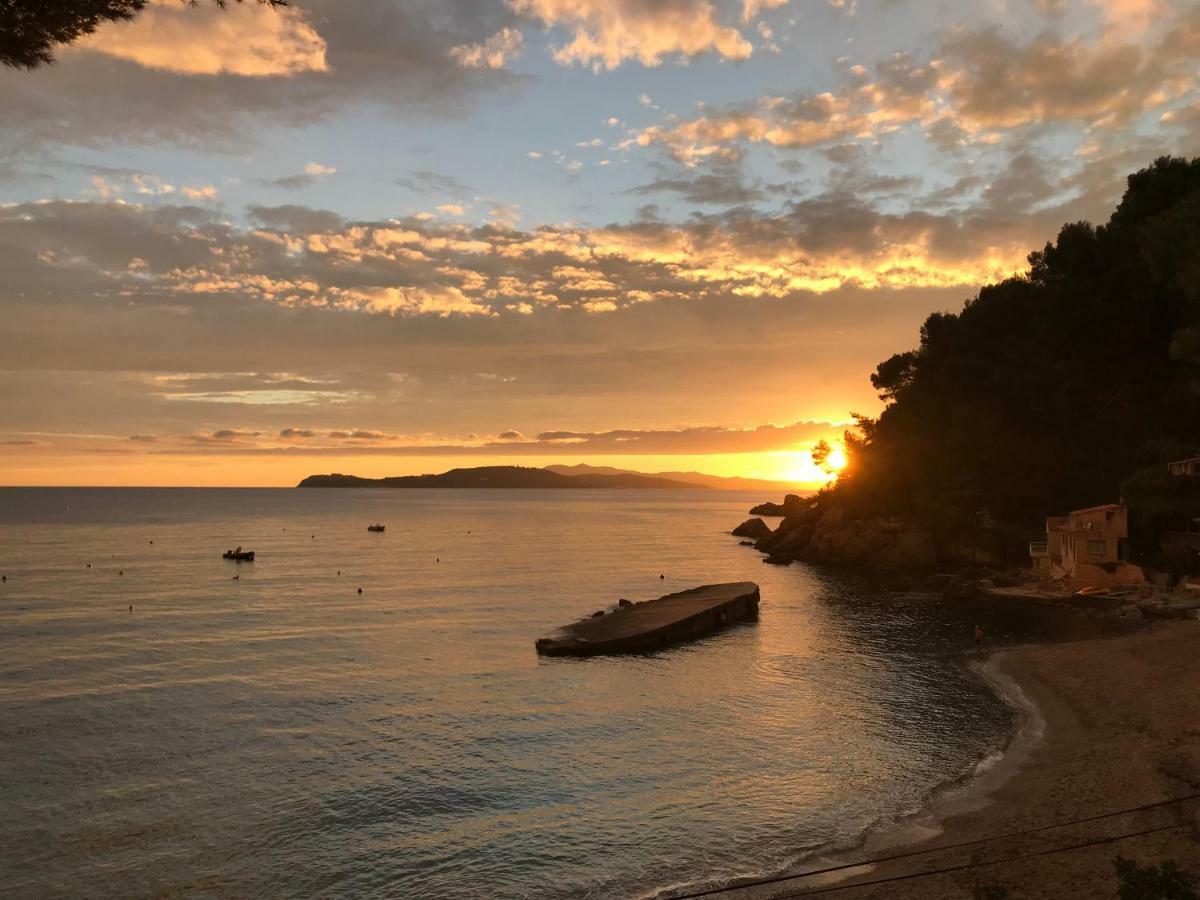**** Beau T2 de 40 m2, jardin de 70m2, au calme, à 50 mètres de la plage Le Pradet Exterior foto